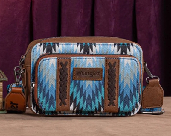 Why My Wrangler Purse Has Become Part of My Workday Routine